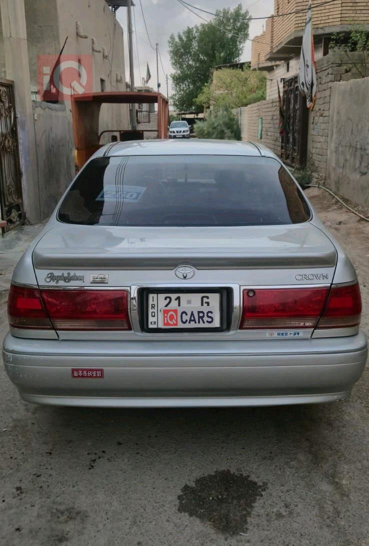 تويوتا كراون